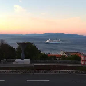 https://apartman-aria-rijeka.primorje-gorskikotar.com