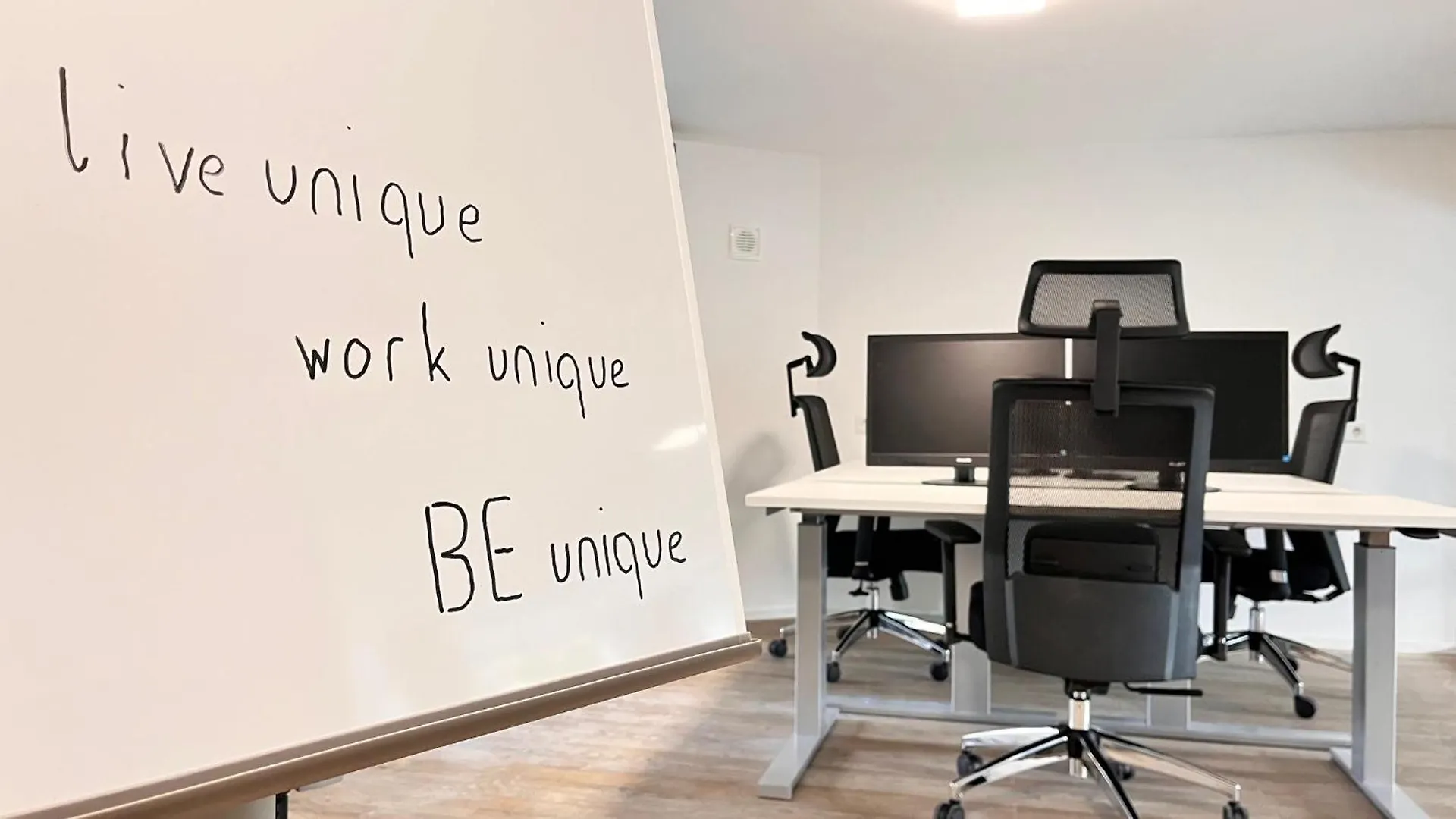 منزل للإقامة Lifestyle I Business I Netzwerken I Fitness - Einzelzimmer اوغسبورغ ألمانيا